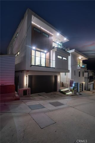 214 El Porto Street, Manhattan Beach, CA 90266