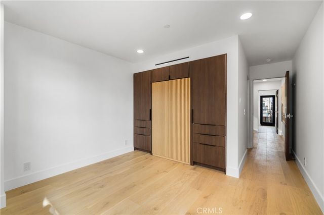214 El Porto Street, Manhattan Beach, CA 90266