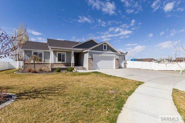 5776 Cedarwood Lane, Ammon, ID 83406