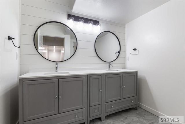 5776 Cedarwood Lane, Ammon, ID 83406