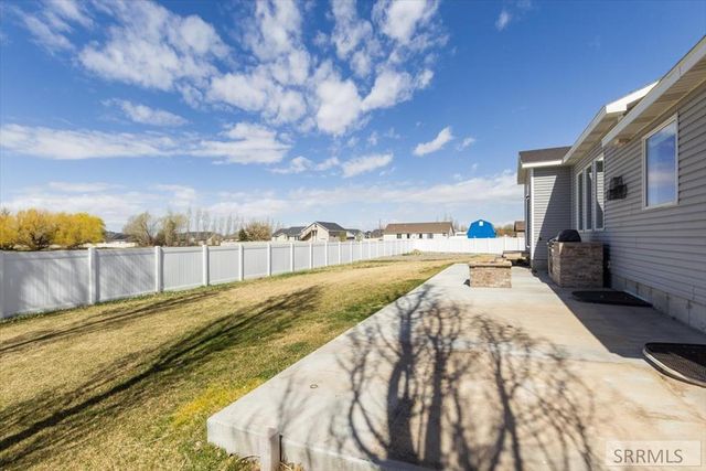 5776 Cedarwood Lane, Ammon, ID 83406