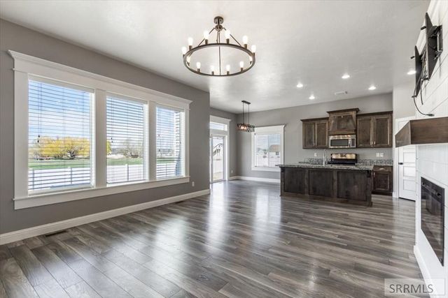 5776 Cedarwood Lane, Ammon, ID 83406