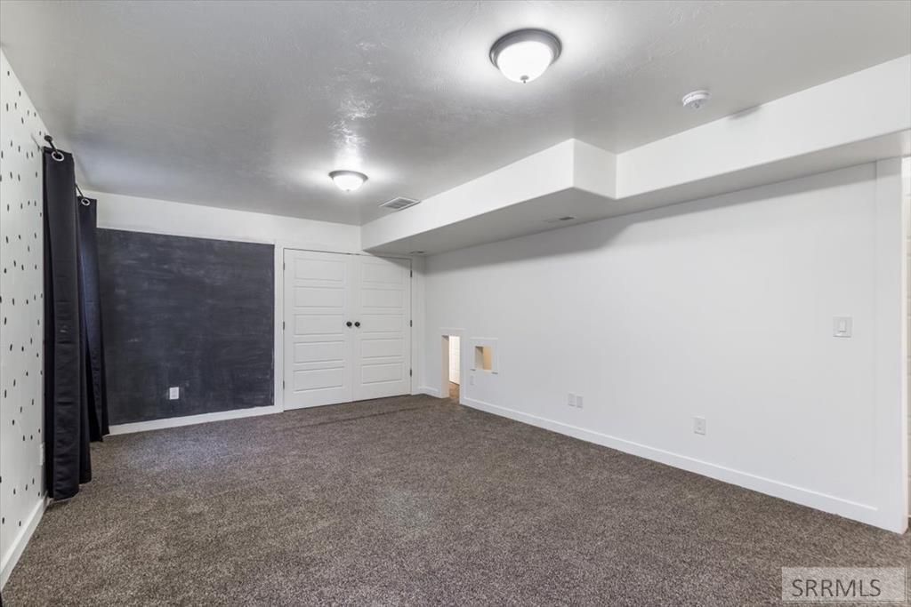 Image 23 of property listing at 5776 Cedarwood Lane, Ammon, ID 83406