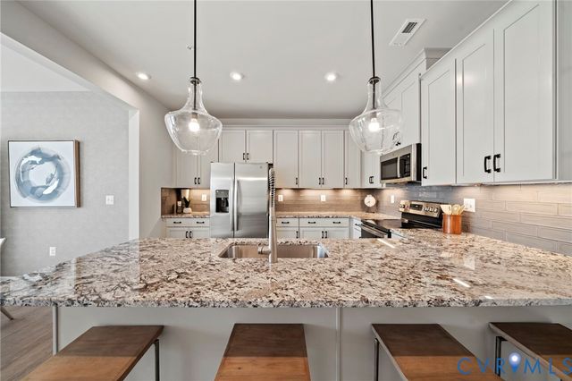 241 Brattice Dr, Midlothian, VA 23114