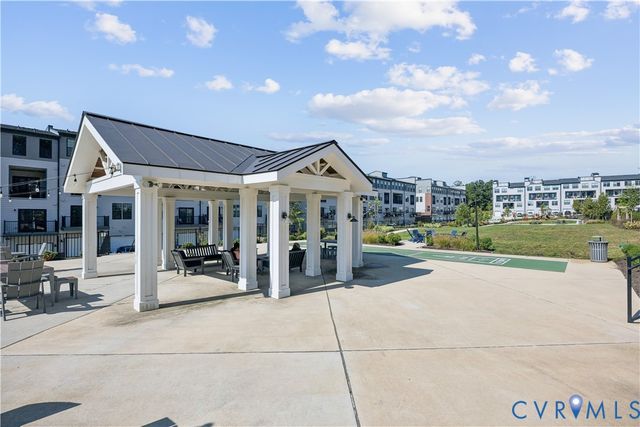 241 Brattice Dr, Midlothian, VA 23114