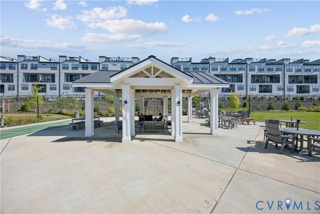 241 Brattice Dr, Midlothian, VA 23114