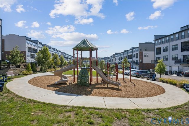 241 Brattice Dr, Midlothian, VA 23114