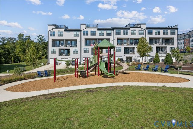 241 Brattice Dr, Midlothian, VA 23114