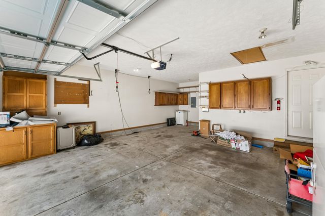 611 S Countryside Avenue, Republic, MO 65738