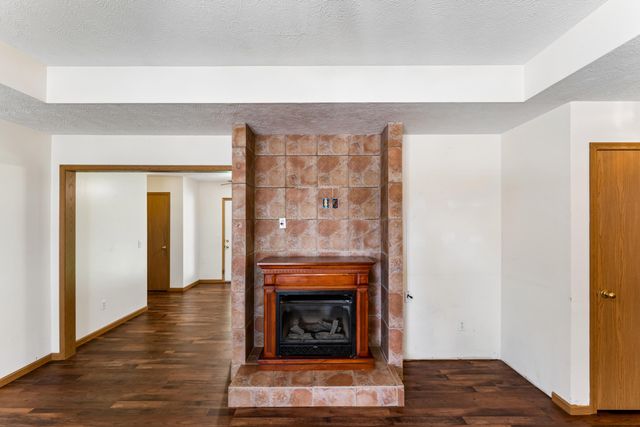 611 S Countryside Avenue, Republic, MO 65738