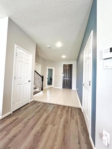 3126 Laurel Bend Ln Lane, Pearland, TX 77584