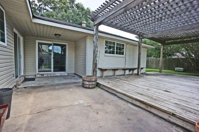 1922 Westlake Way, Houston, TX 77084