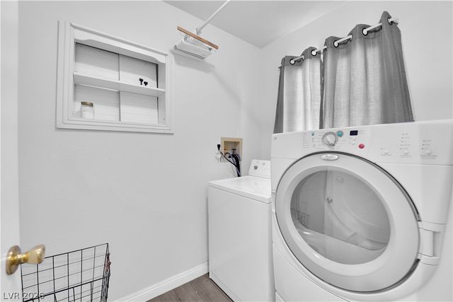 942 Westminster Avenue, Las Vegas, NV 89119