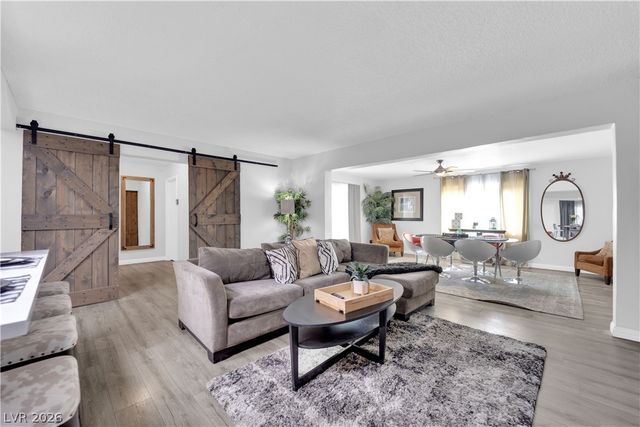 942 Westminster Avenue, Las Vegas, NV 89119