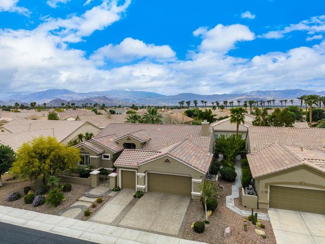 35707 Stonebriar Drive, Palm Desert, CA 92211