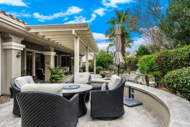 35707 Stonebriar Drive, Palm Desert, CA 92211