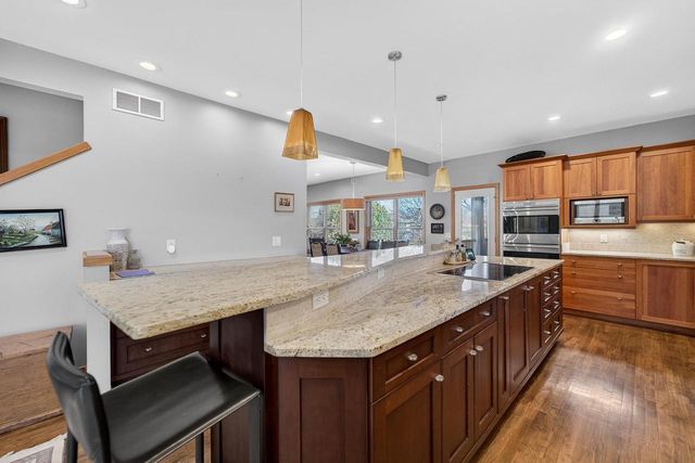 6833 Phil Lewis Way, Middleton, WI 53562