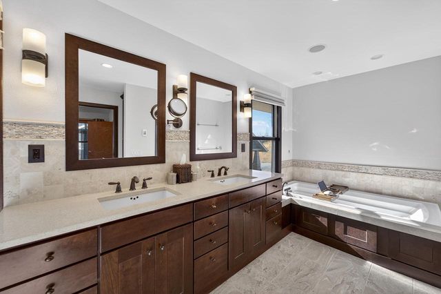 6833 Phil Lewis Way, Middleton, WI 53562