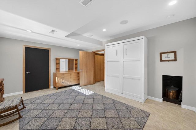 6833 Phil Lewis Way, Middleton, WI 53562