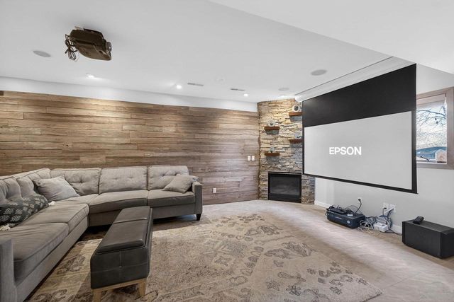 6833 Phil Lewis Way, Middleton, WI 53562