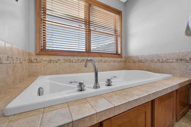 6833 Phil Lewis Way, Middleton, WI 53562