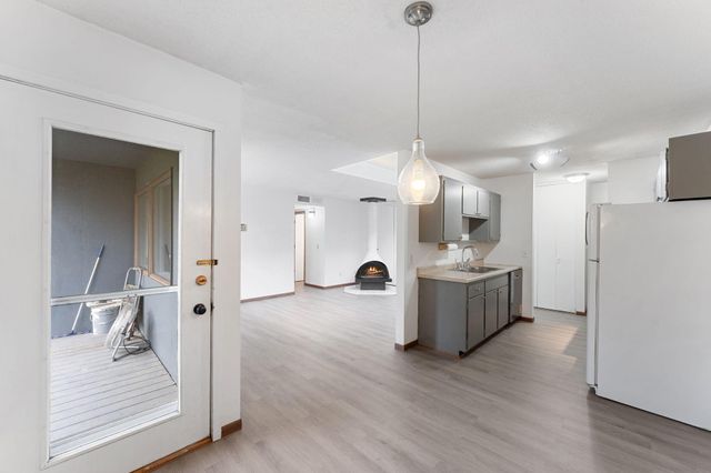 26 Arthur Avenue SE 304, Minneapolis, MN 55414