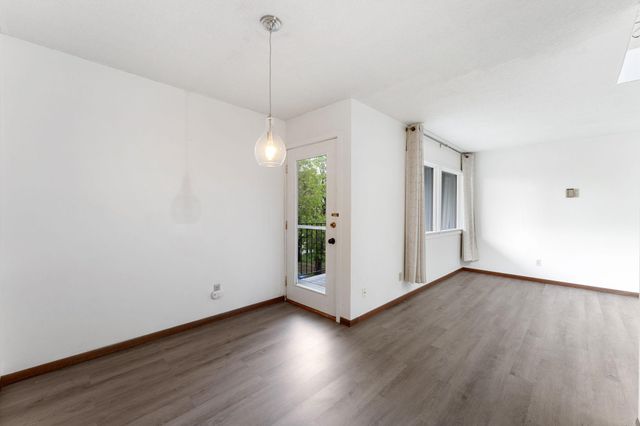 26 Arthur Avenue SE 304, Minneapolis, MN 55414