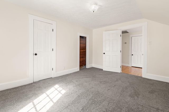518 W Lakeshore Drive, Burnside, KY 42519