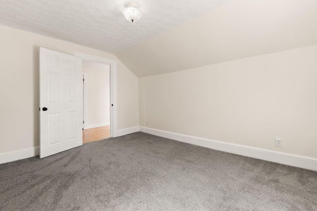 518 W Lakeshore Drive, Burnside, KY 42519