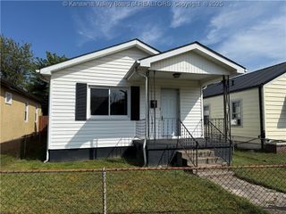 1924 McKinley Avenue, St Albans, WV 25177