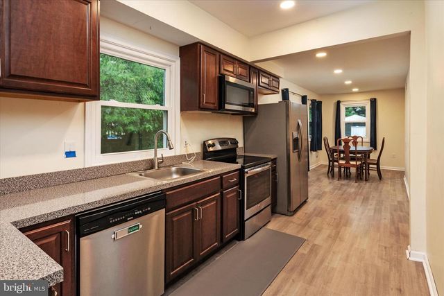 3032 3RD AVE, Parkville, MD 21234