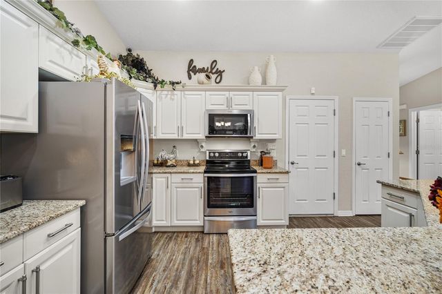6781 BASSWOOD CIRCLE, Zephyrhills, FL 33542