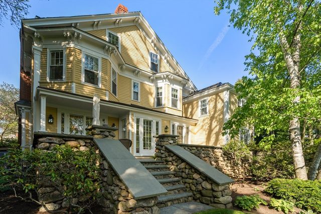 292 Franklin Street, Newton, MA 02458