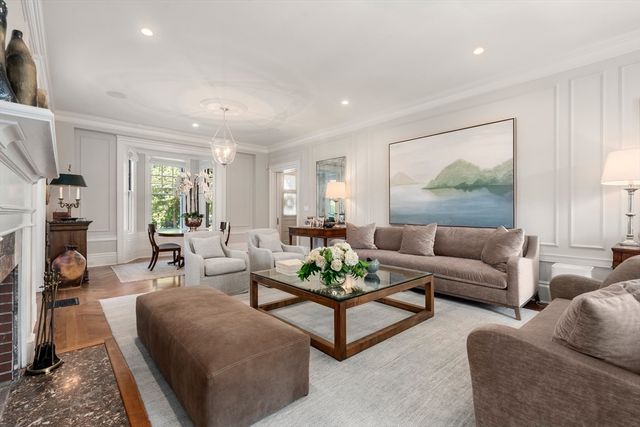 292 Franklin Street, Newton, MA 02458