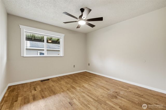 800 Myrtine Street, Enumclaw, WA 98022
