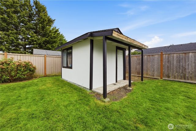 800 Myrtine Street, Enumclaw, WA 98022