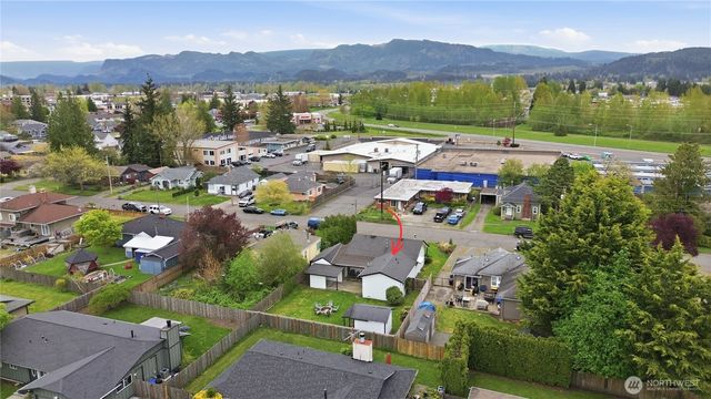 800 Myrtine Street, Enumclaw, WA 98022