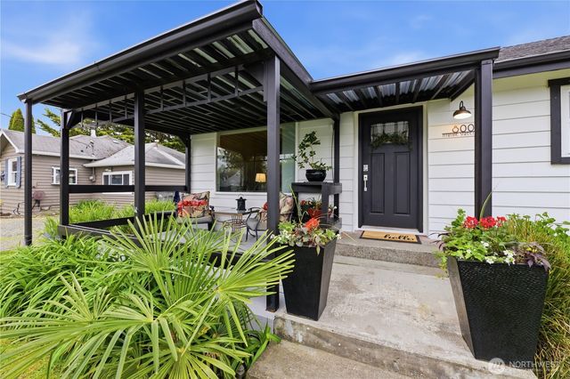 800 Myrtine Street, Enumclaw, WA 98022