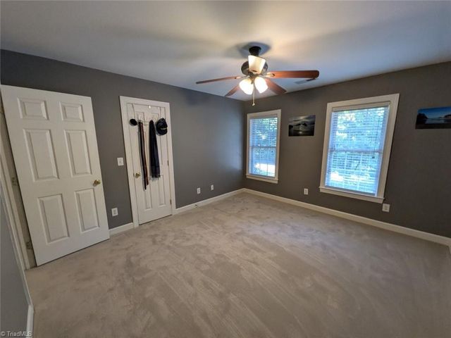 1702 Lakeland Point, High Point, NC 27265