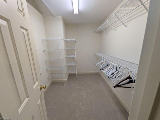 1702 Lakeland Point, High Point, NC 27265