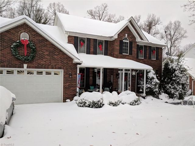 1702 Lakeland Point, High Point, NC 27265