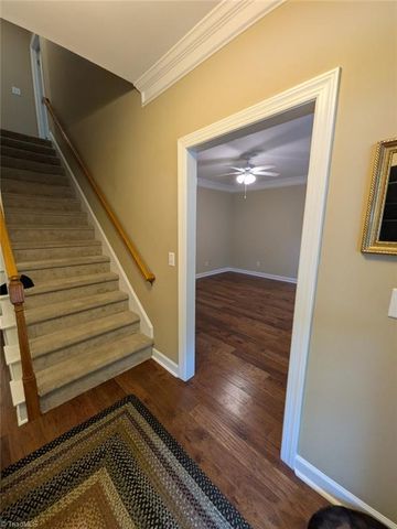 1702 Lakeland Point, High Point, NC 27265