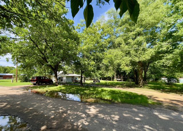 300 Smith Street, Como, TX 75431