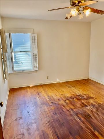 4010 Lowman St, Corpus Christi, TX 78411