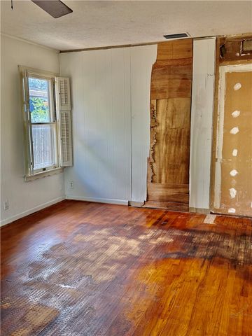 4010 Lowman St, Corpus Christi, TX 78411