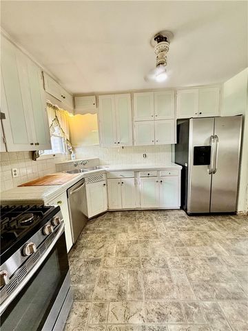 4010 Lowman St, Corpus Christi, TX 78411