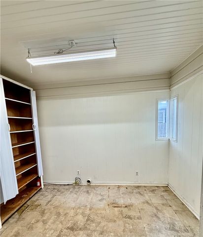 4010 Lowman St, Corpus Christi, TX 78411