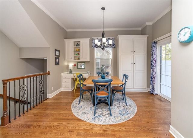 16910 S BRADLEY Drive, Olathe, KS 66062