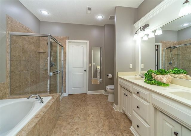 16910 S BRADLEY Drive, Olathe, KS 66062