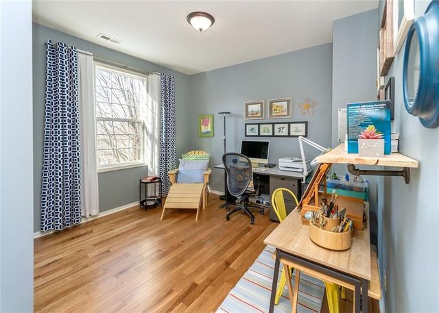 16910 S BRADLEY Drive, Olathe, KS 66062